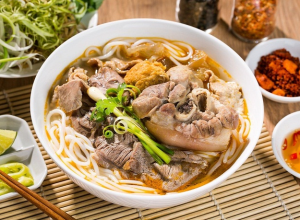 Top 10 quán bún bò Huế ngon ở Huế