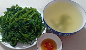 Cách luộc rau muống để rau xanh và ngon