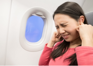 Tại sao khi đi máy bay bị ù tai